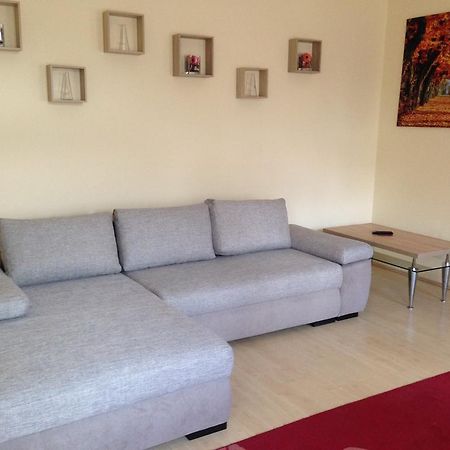 Peterfia Apartman Debrecen Exterior photo